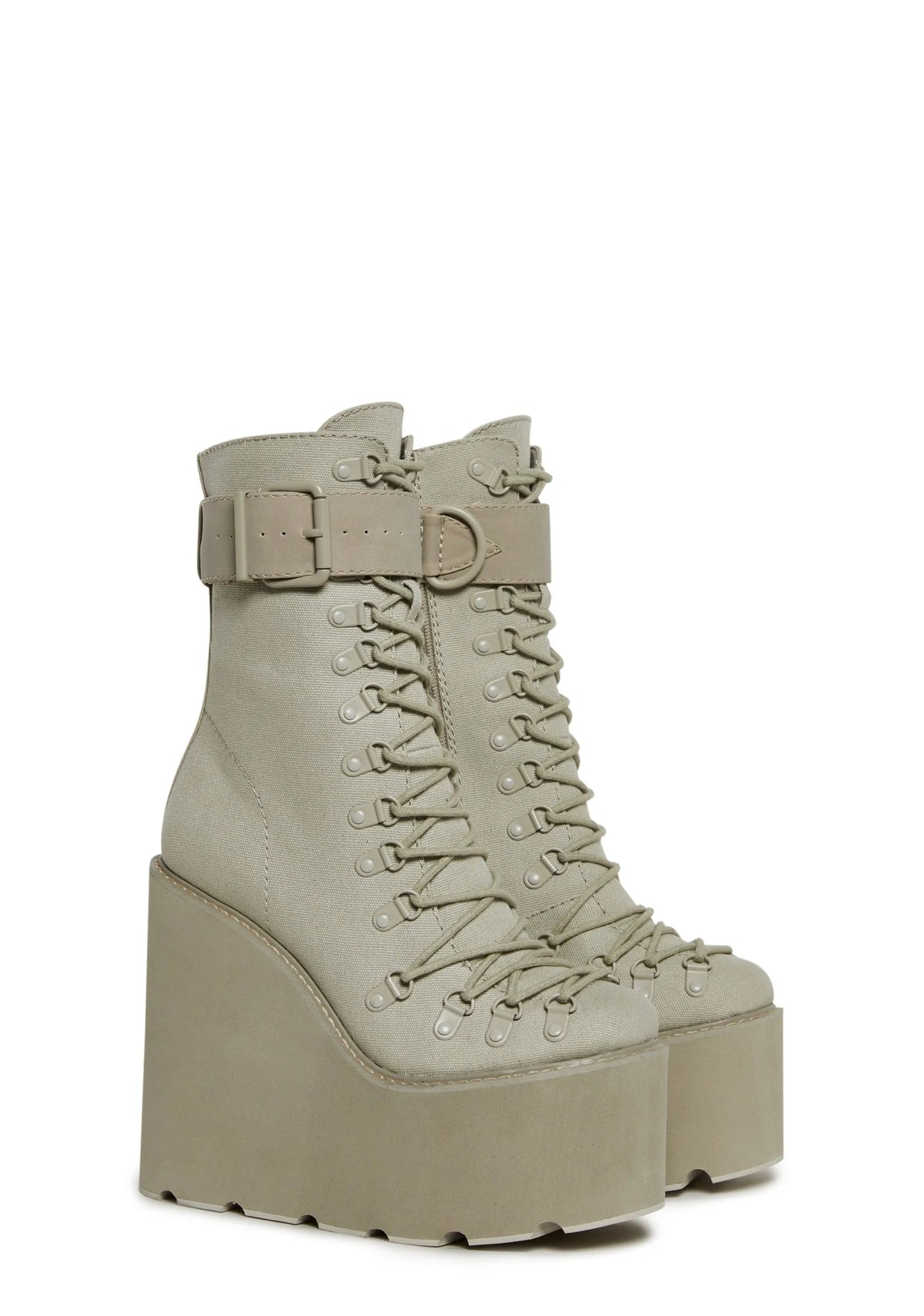 Traitor Boots – Beige