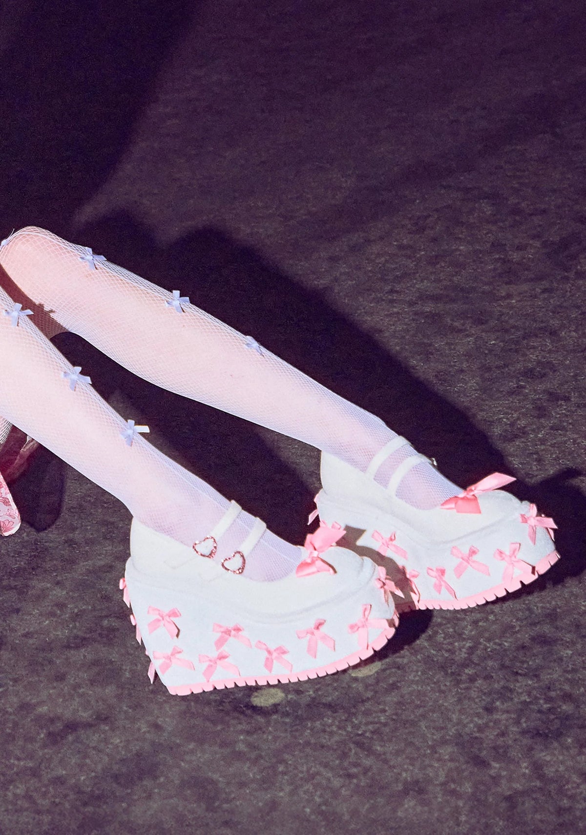 A Courtship of Bows Platform Mary Janes – Cream