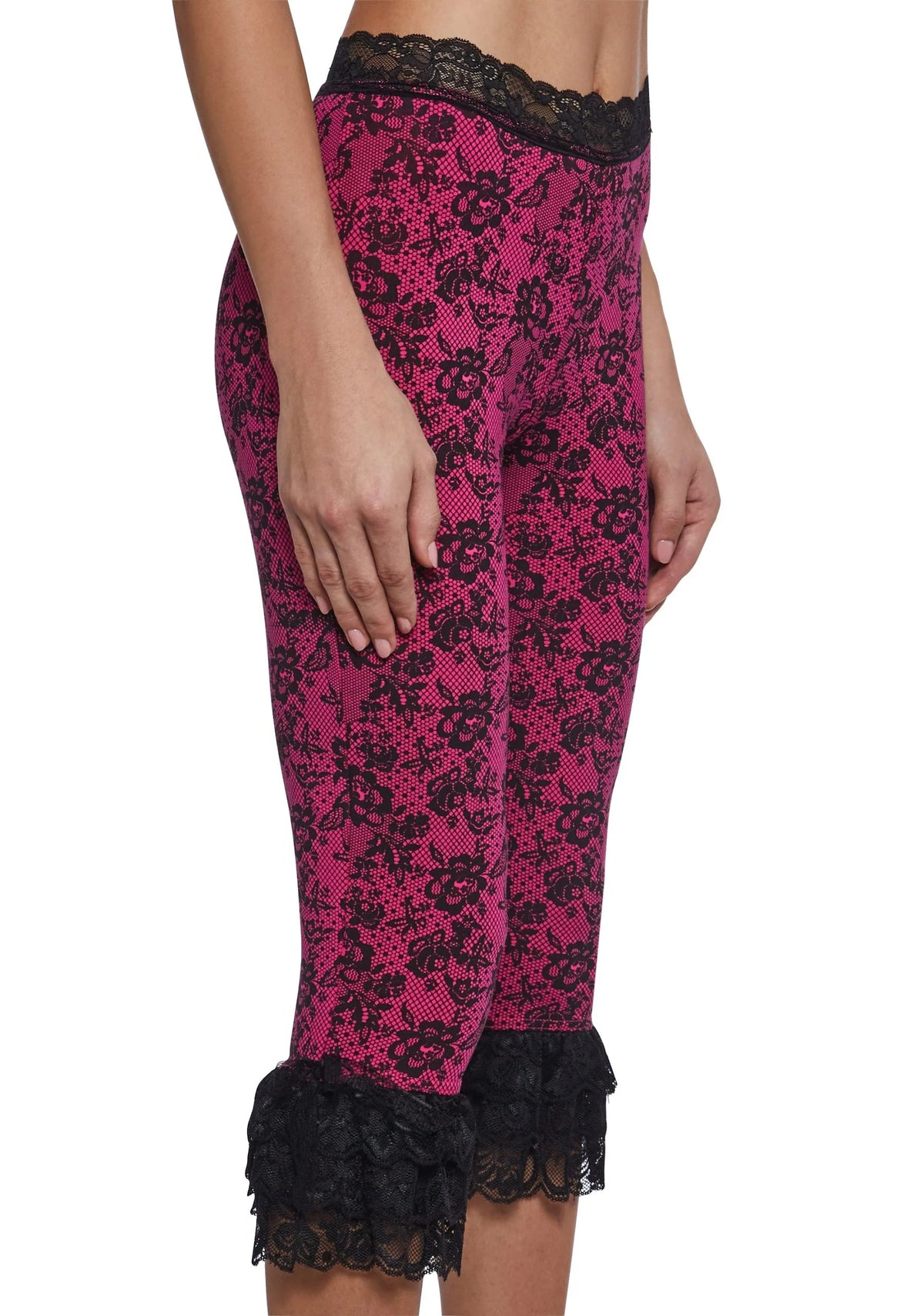 Lace Print Capri Pants