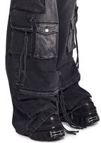 Wicked Persuasion Cargo Jeans – Black