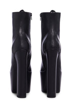 Pretty Prim Ankle Boots – Black