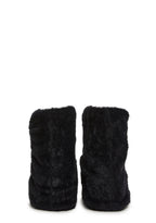 Snuggle Sesh Platform Booties – Black