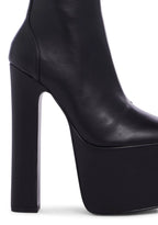 Pretty Prim Ankle Boots – Black