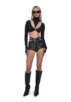 Sneaker Hot Pants