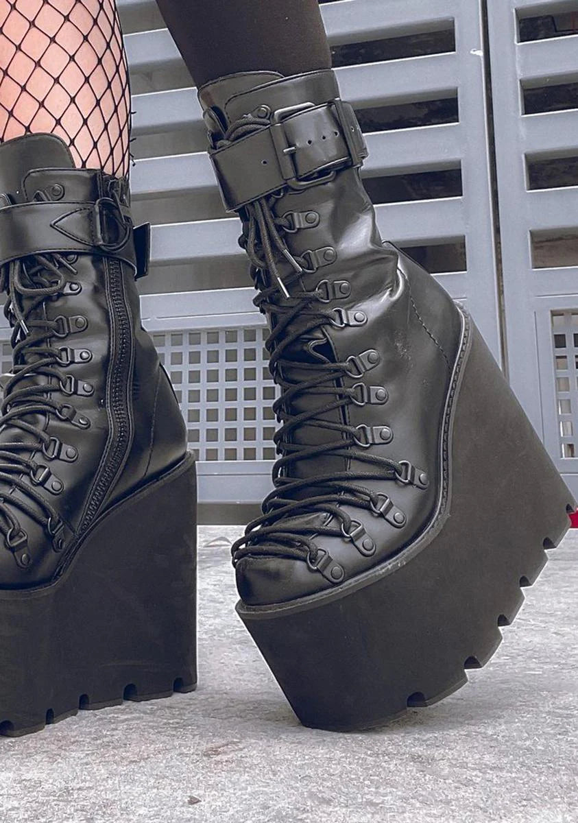 Traitor Boots
