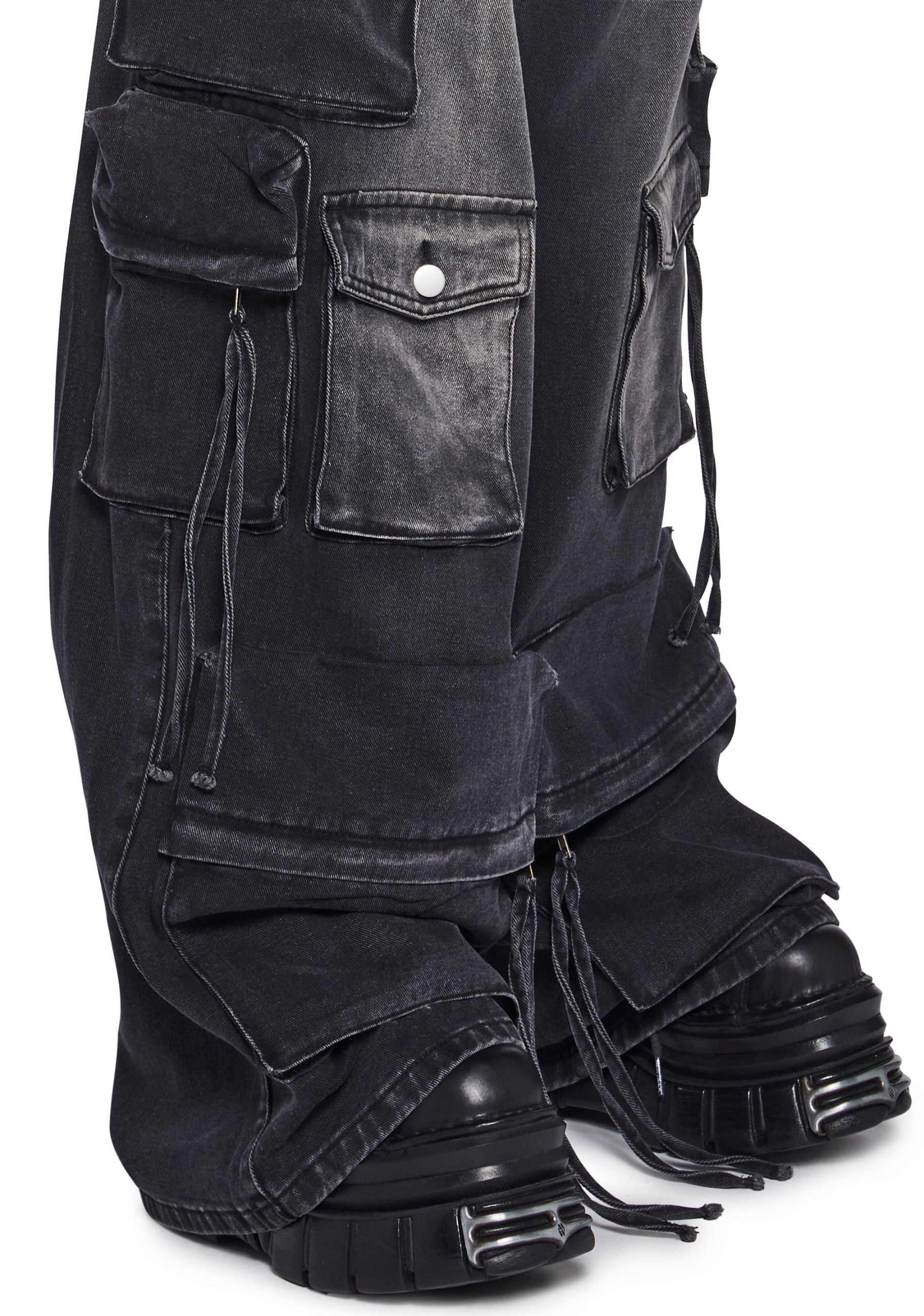 Wicked Persuasion Cargo Jeans – Black