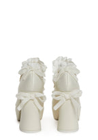 Bisou Baby Platform Heels – White