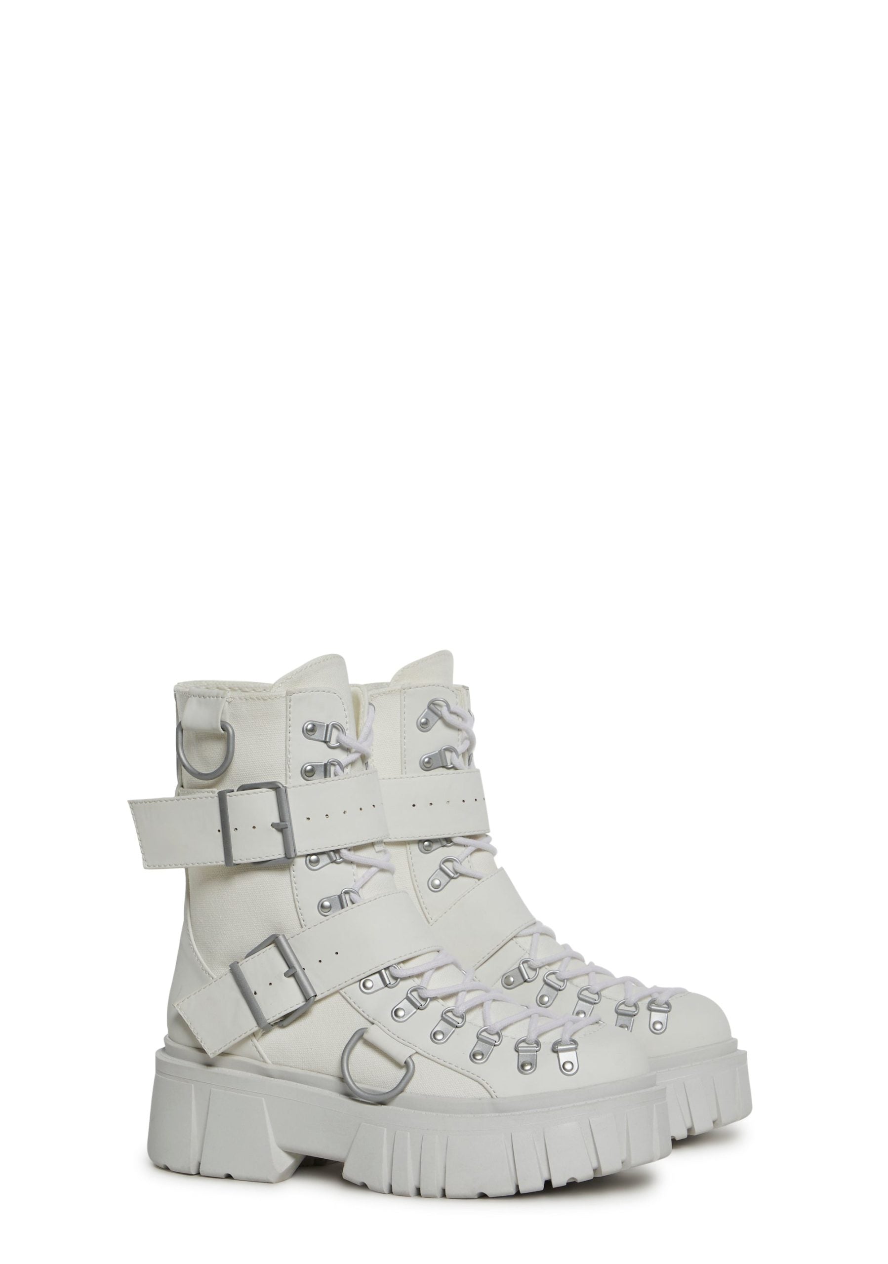 Low Traitor Boots – White