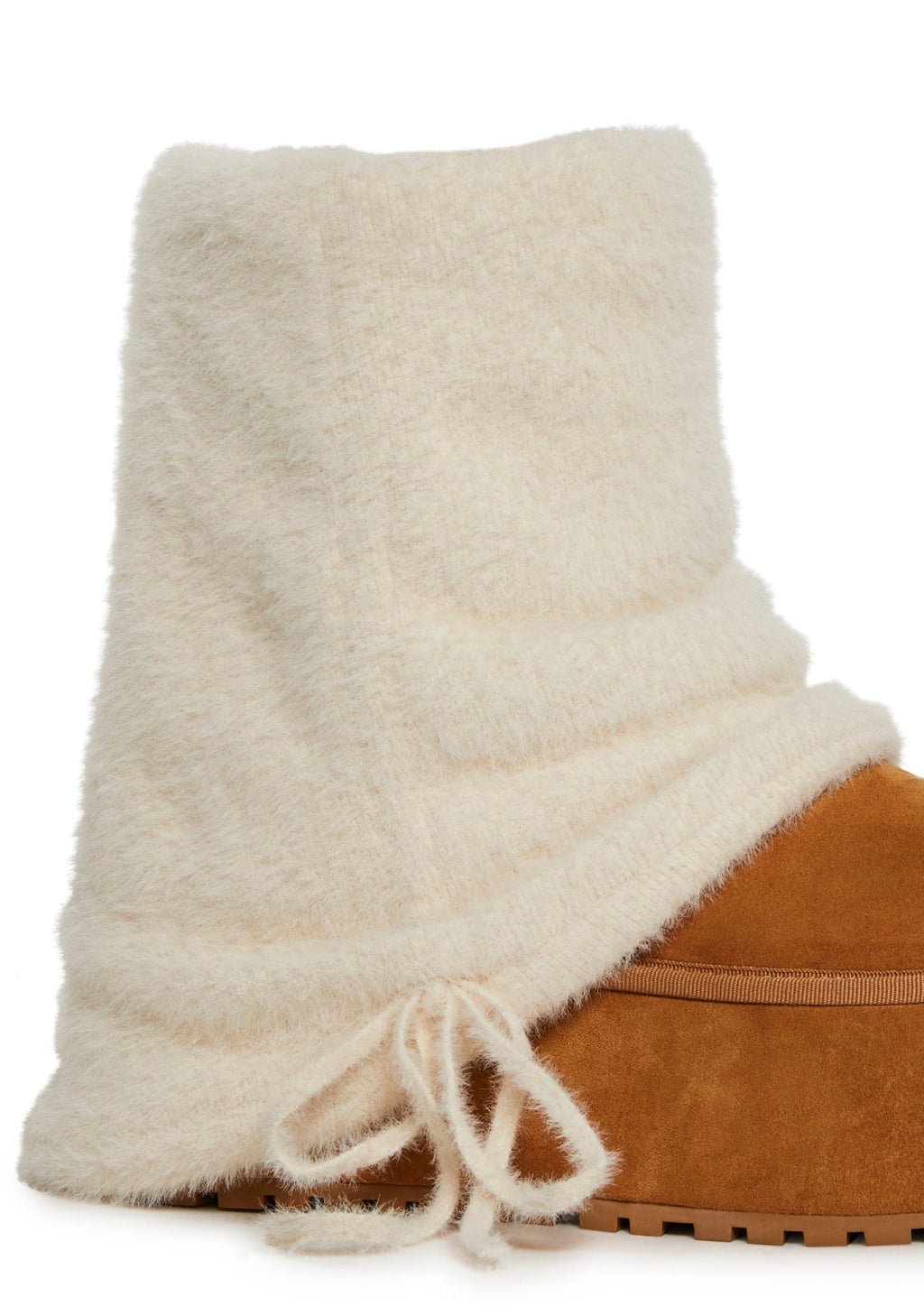 Snuggle Sesh Platform Booties – Off White