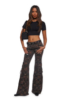 Aurora Cargo Jeans – Dark Plaid