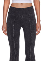 Synth Ideology Flared Pants – Black
