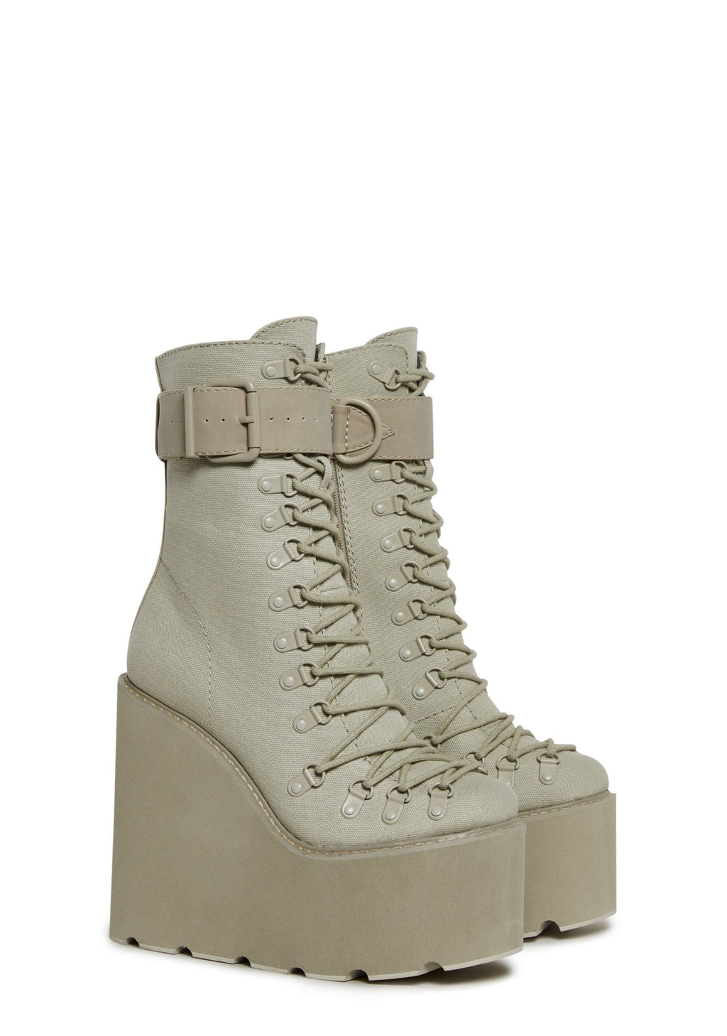 Traitor Boots – Beige