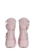 Low Traitor Boots – Light Pink