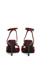 HD Vibe Strap Sandals