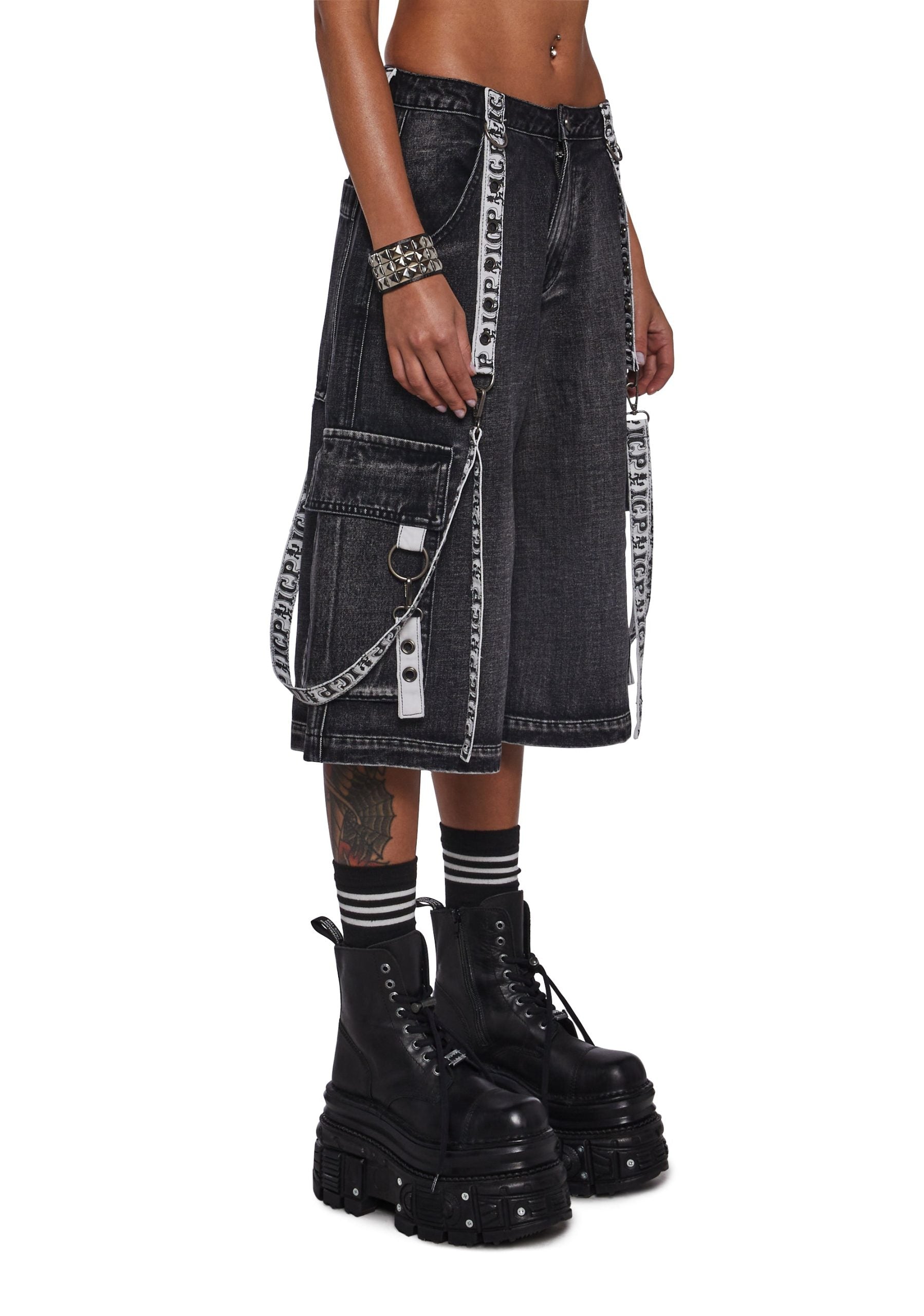 Riddle Box Cargo Shorts