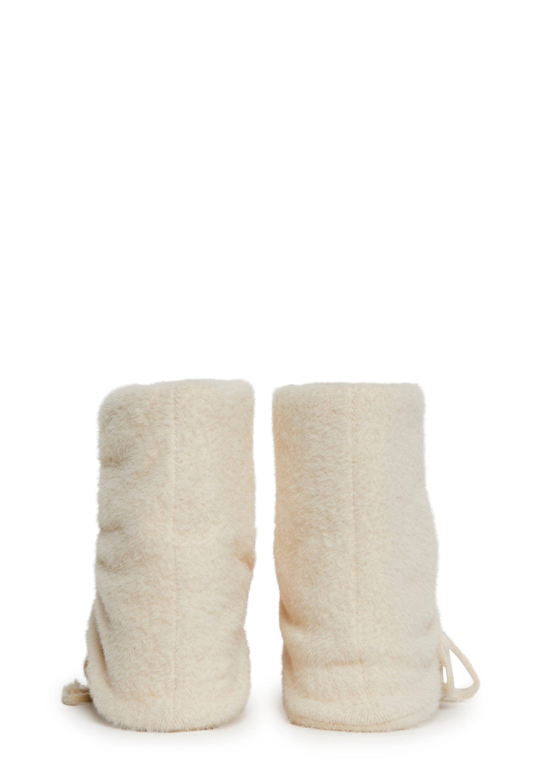 Snuggle Sesh Platform Booties – Off White