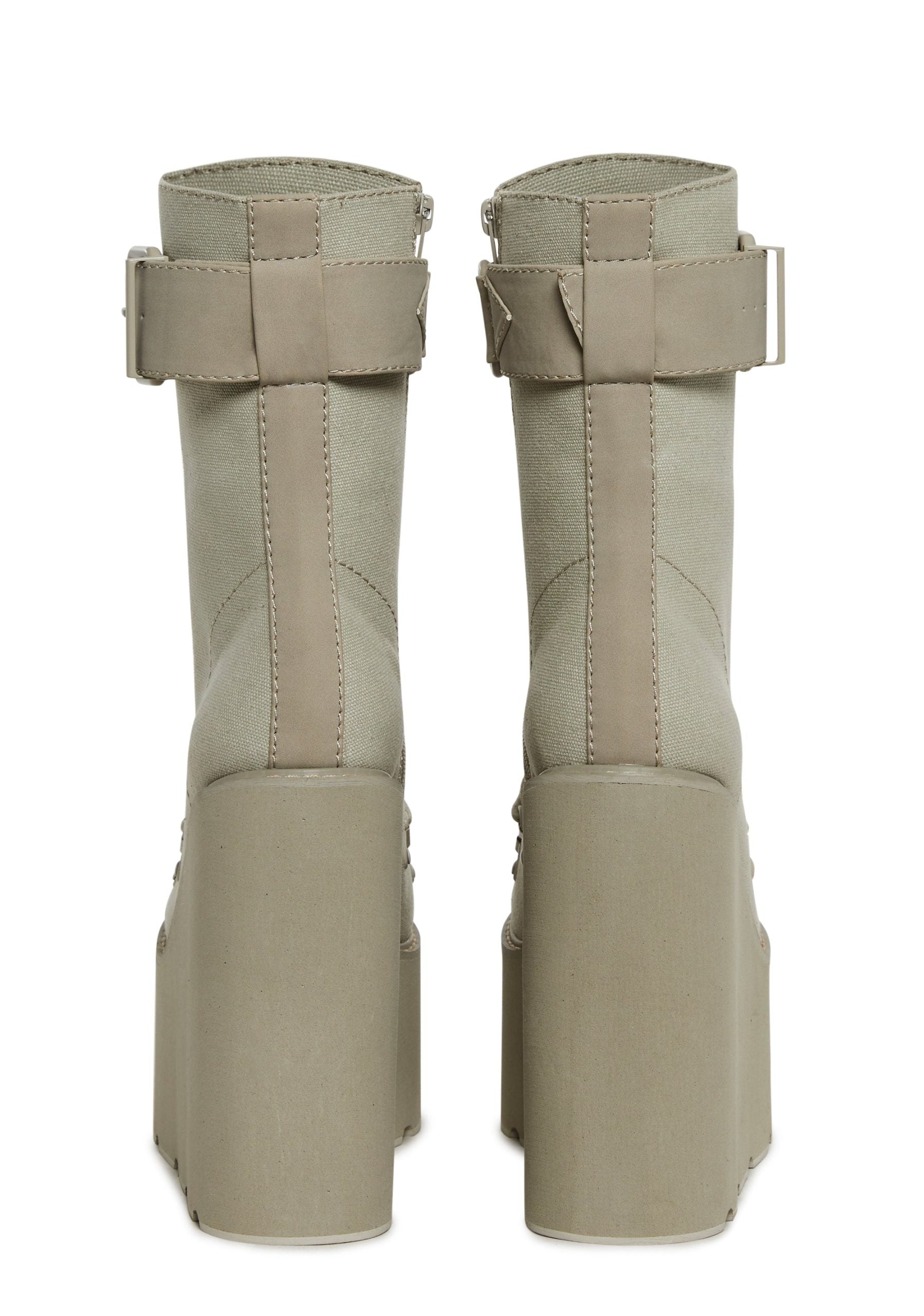 Traitor Boots – Beige