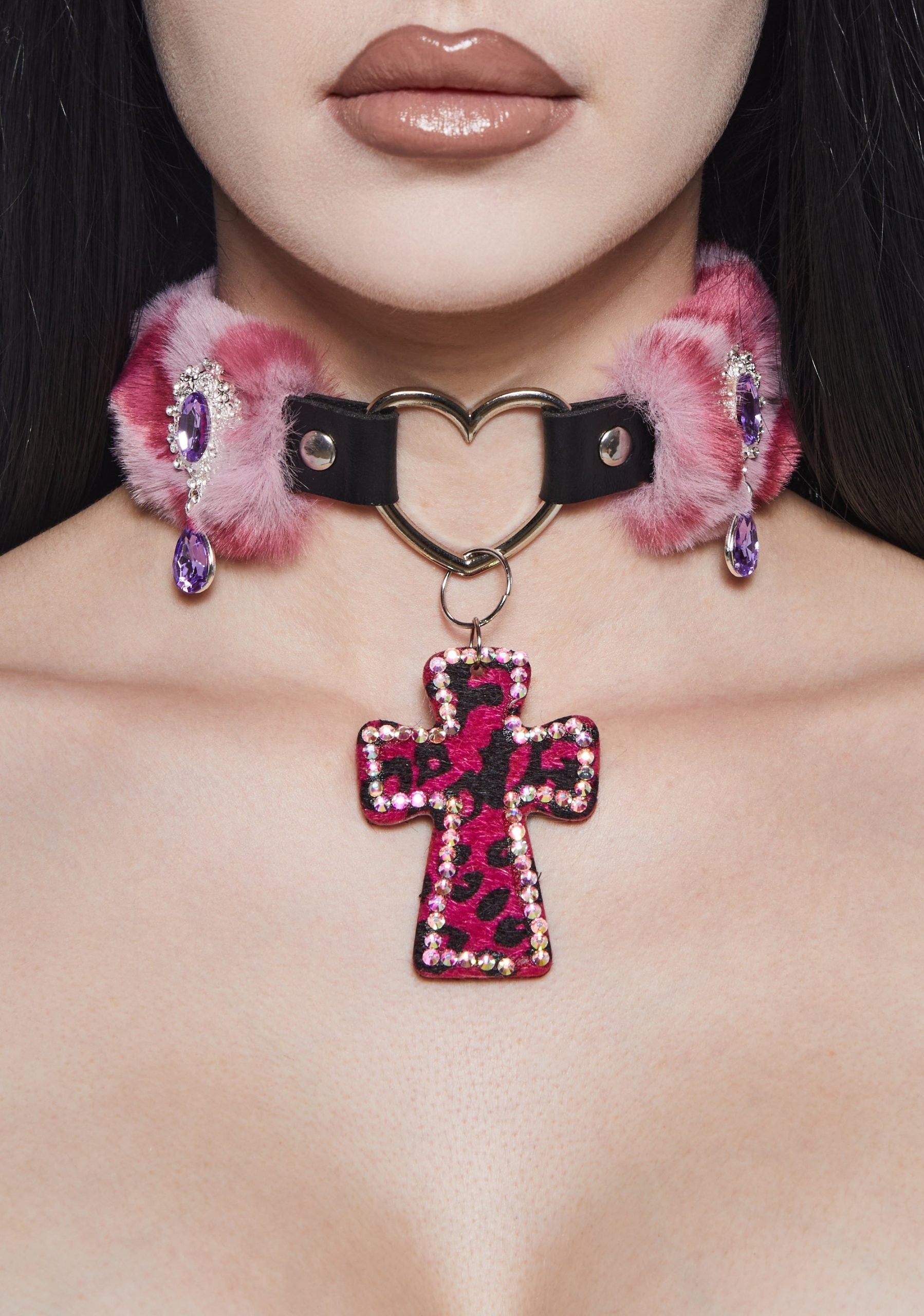 Vampy Wink Fur Cross Necklace – Pink