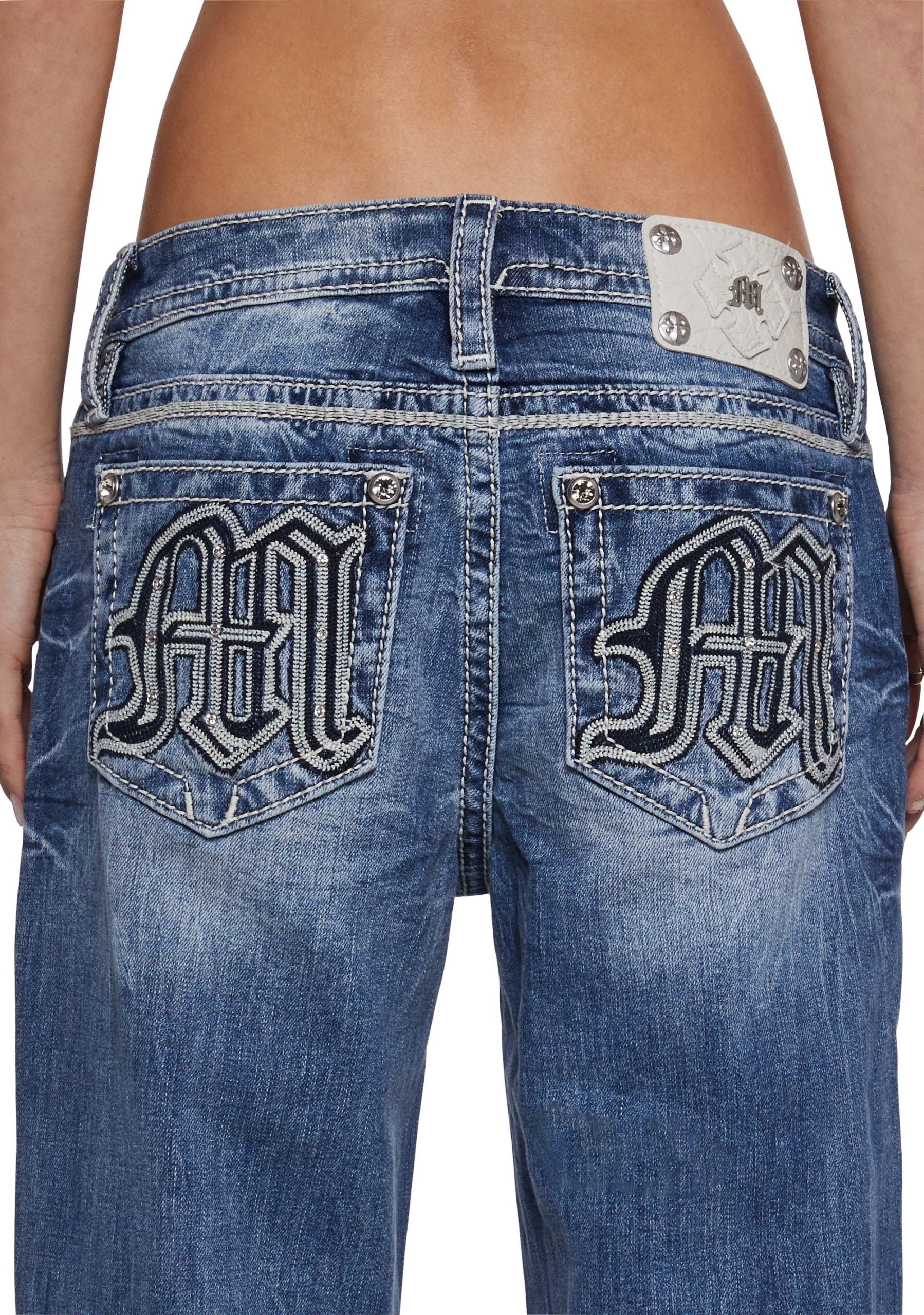 30″ Mid Rise Slim Wide Jeans
