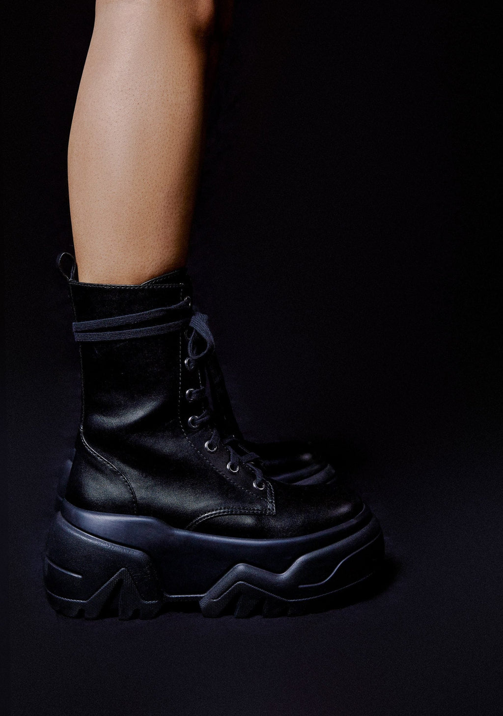 Optical Fuse Combat Boots – Black