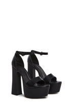 Holy Revelation Pure Platform Heels – Black
