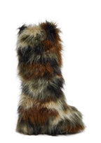 Liquid Rhythm Faux Fur Boots – Camo