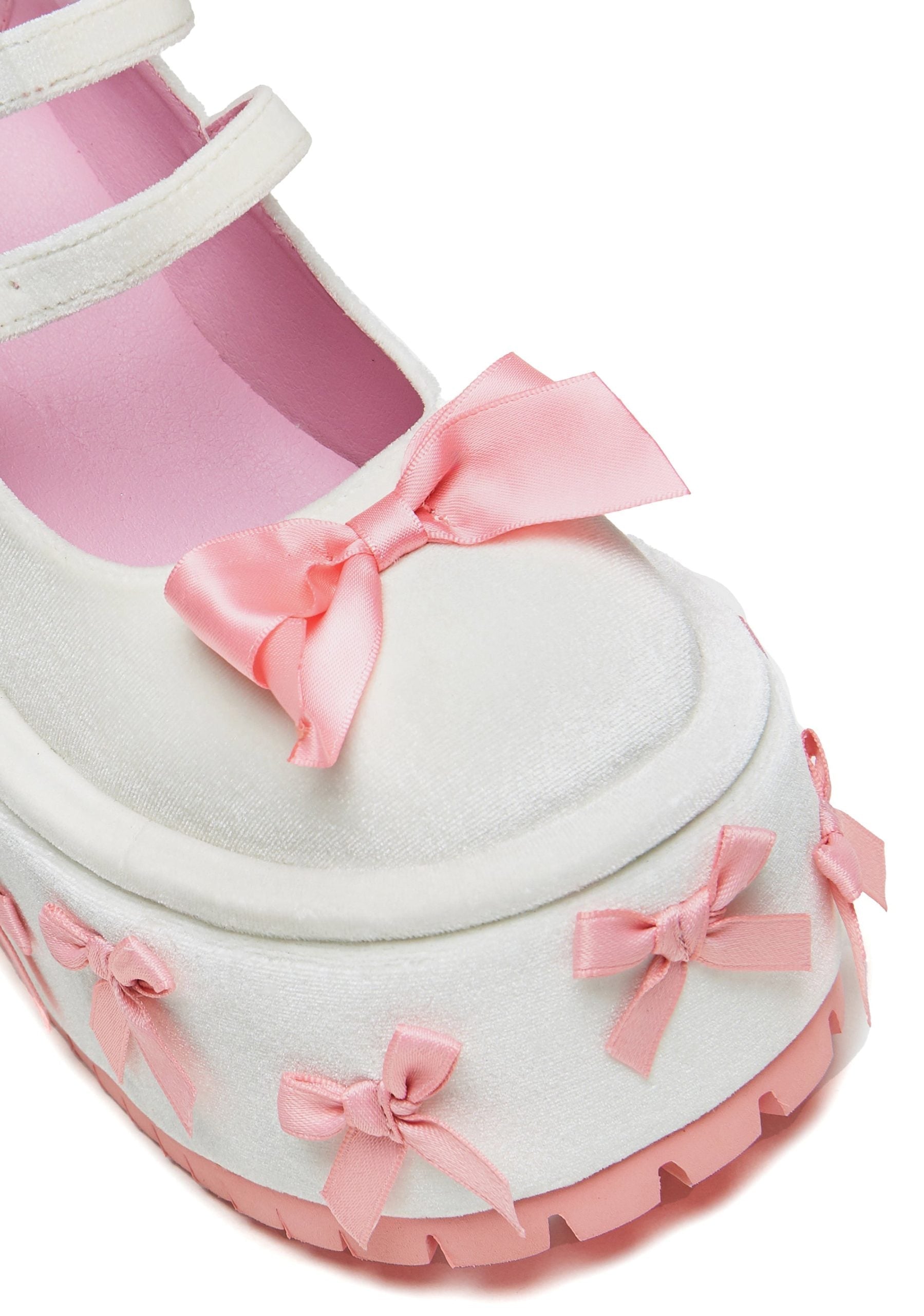 A Courtship of Bows Platform Mary Janes – Cream