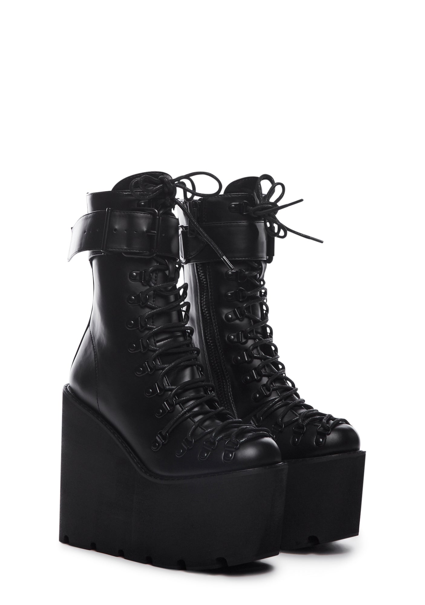 Traitor Boots