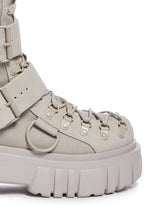 Low Traitor Boots – Light Gray